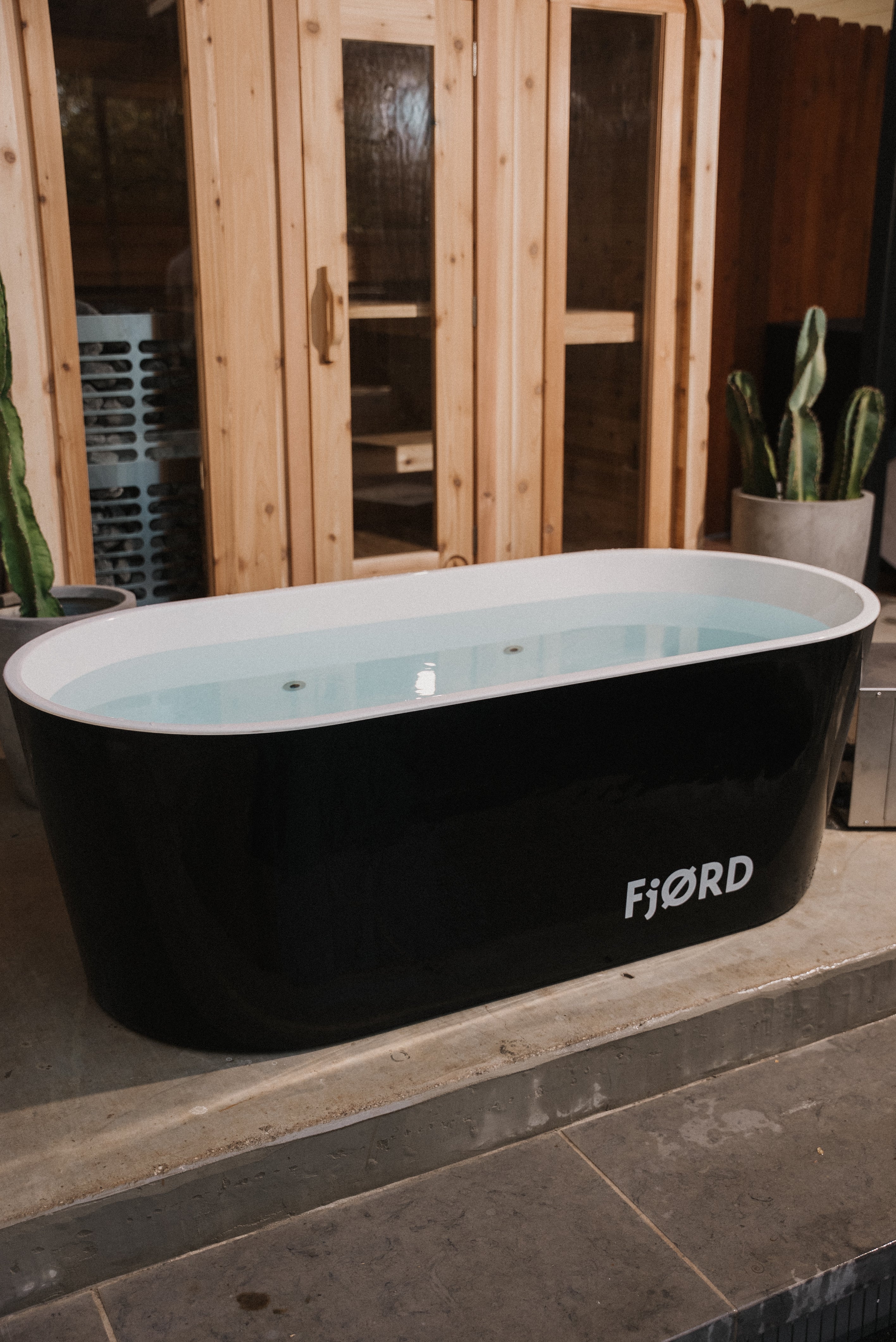 FjØRD Lux - FjØRD Cold Plunge